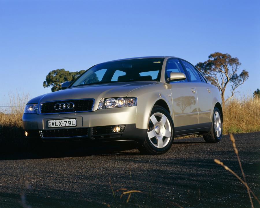  Audi A4 2.4 Sedan (B6,8E) 2002 года  (AU) (фото 3 из 6)